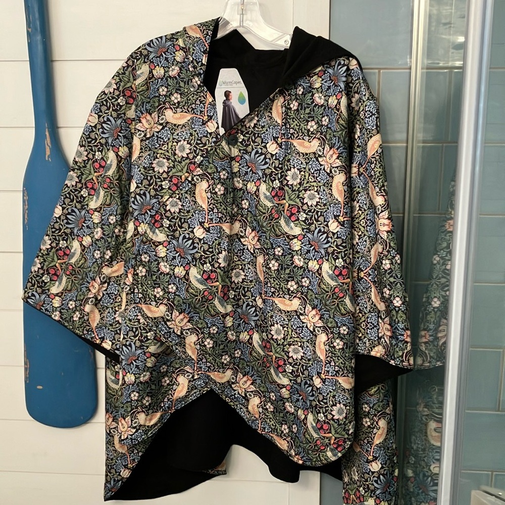 Warm cape. Reversible cape O/S women’s